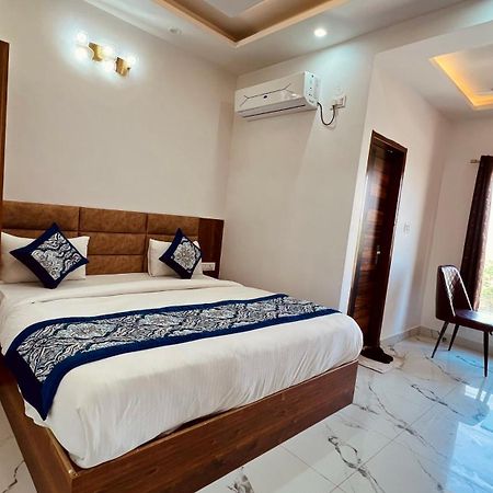 ניו דלהי Aerovilla By Jmd Group מראה חיצוני תמונה